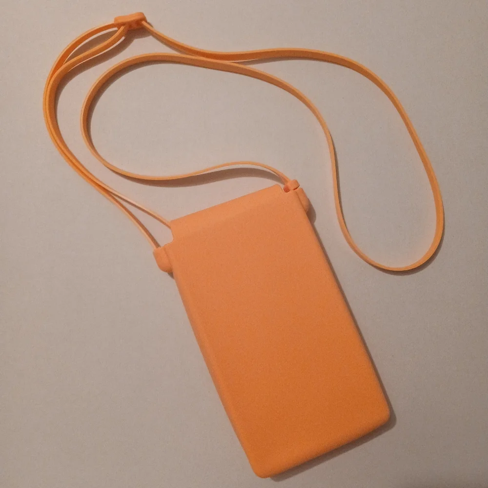 (New) Silicone Crossbody Pouch with Charms